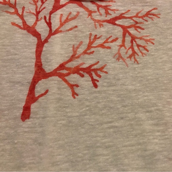 NWOT Old Navy Coral Pattern Tank - Picture 4 of 5